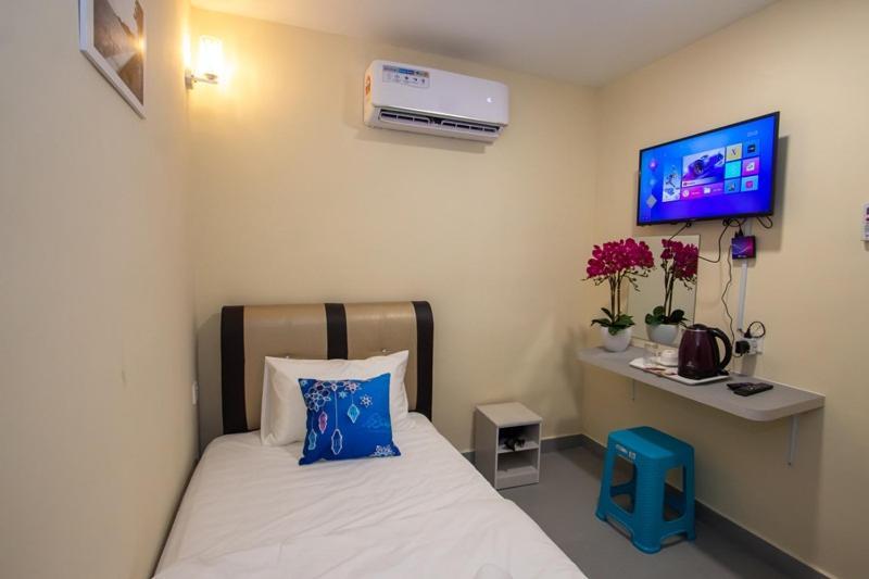 Southern Tip Hotel Pontian Kechil Exterior foto